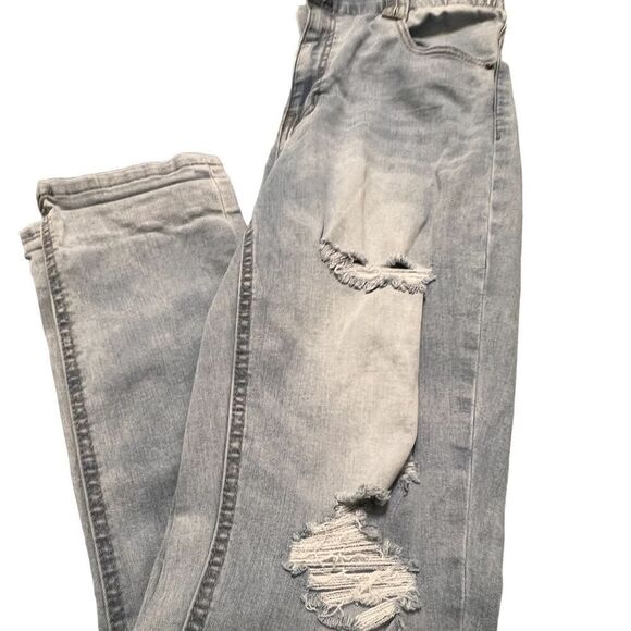 RUE 21 Vanilla Star Size 11 High Waisted Ripped and Faded Jeans - Picture 3 of 9